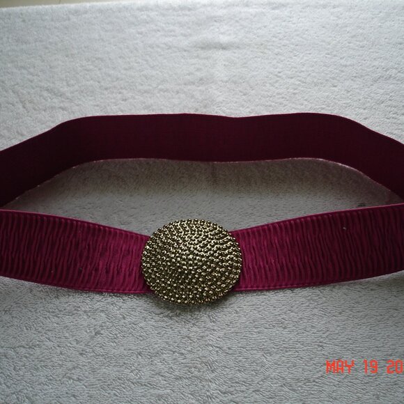 Lot of 4 Women's Belts Stretchy Elastic Hot Pink Black White and Stripe - Picture 3 of 9